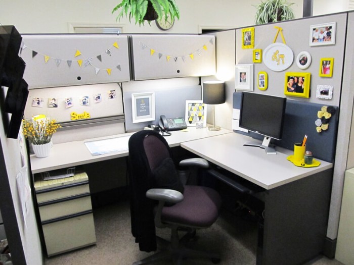 Work desk decor ideas